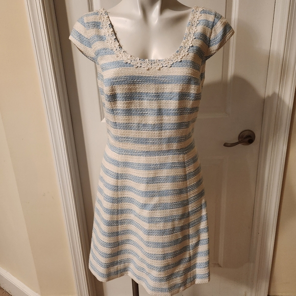 Lilly Pulitzer Size 8 Striped Dress - Picture 1 of 7